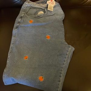 Quacker Pumpkin Jeans in 2x size lightly used.